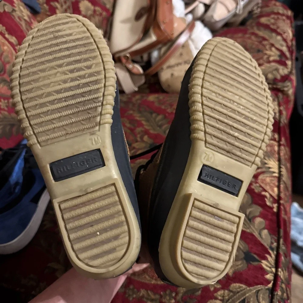 Tommy Hilfiger Snow/Rain Boots Women Size 7